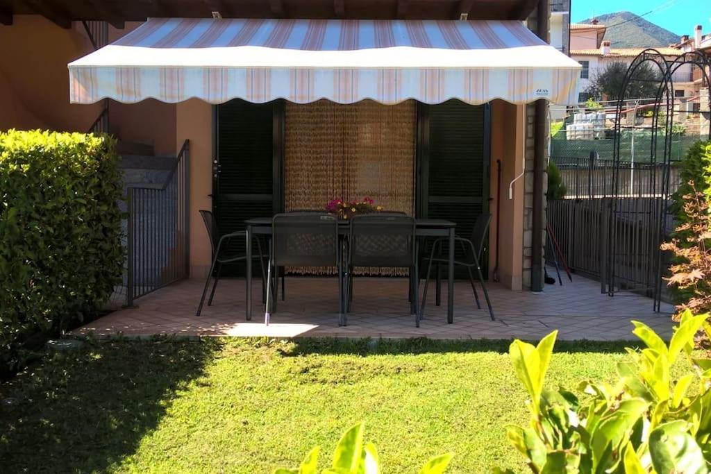 Un Angolo di Relax Tavernola Bergamasca Esterno foto