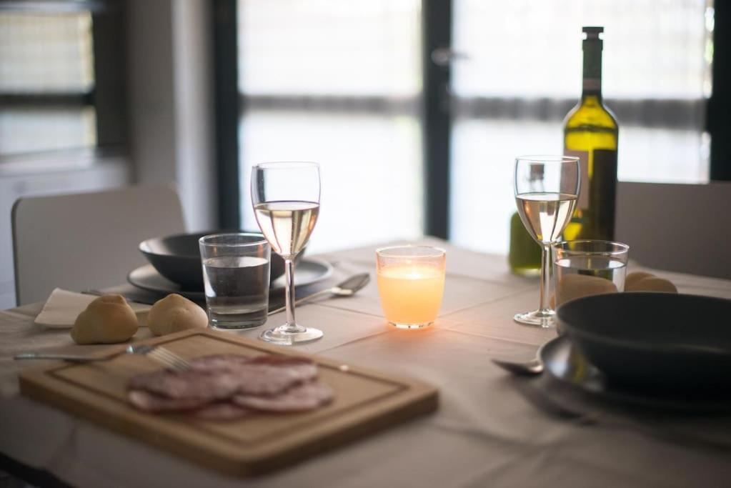 Un Angolo di Relax Tavernola Bergamasca Esterno foto